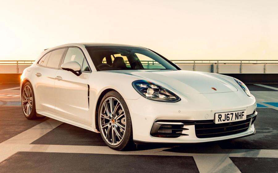 Porsche Panamera 4S Sport Turismo (971) (UK) '2017